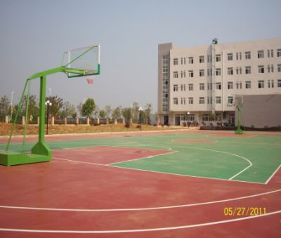 Garden-style office production area